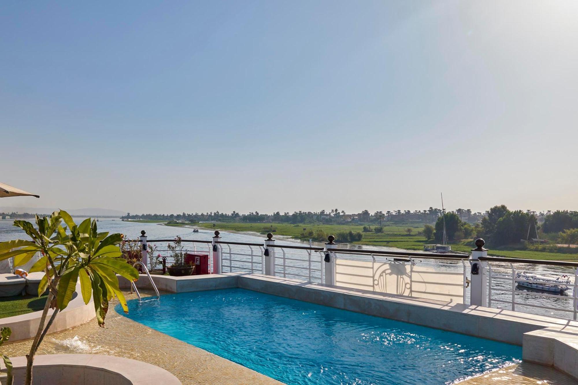 Moevenpick Royal Lotus Nile Cruise, Every Monday Four Nights From Luxor Every Friday Three Nights From Aswan - Including Excursions & Sightseeing Hotel Exterior photo