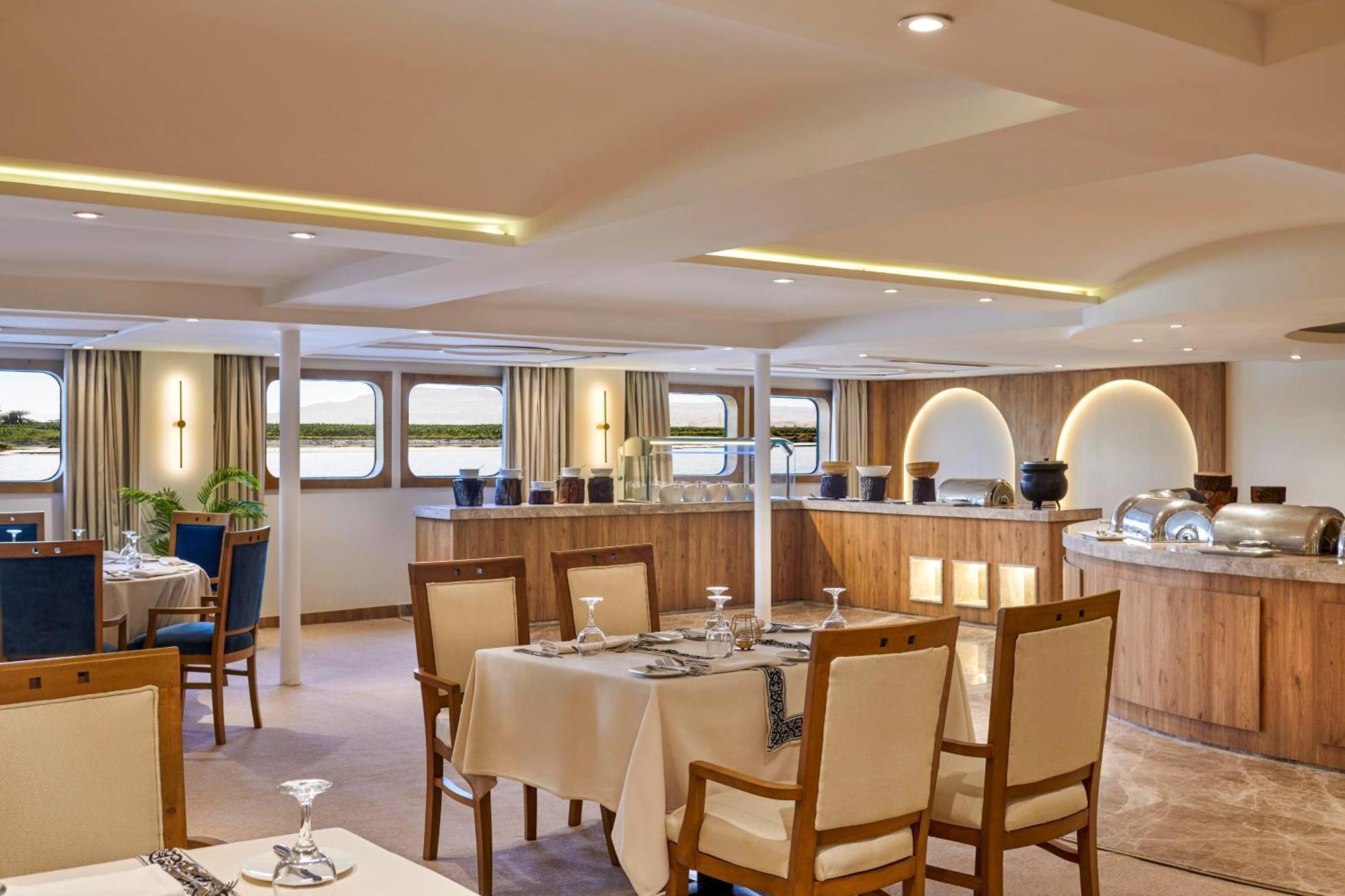 Moevenpick Royal Lotus Nile Cruise, Every Monday Four Nights From Luxor, Every Friday Three Nights From Aswan - Including Excursions & Sightseeing Exterior photo